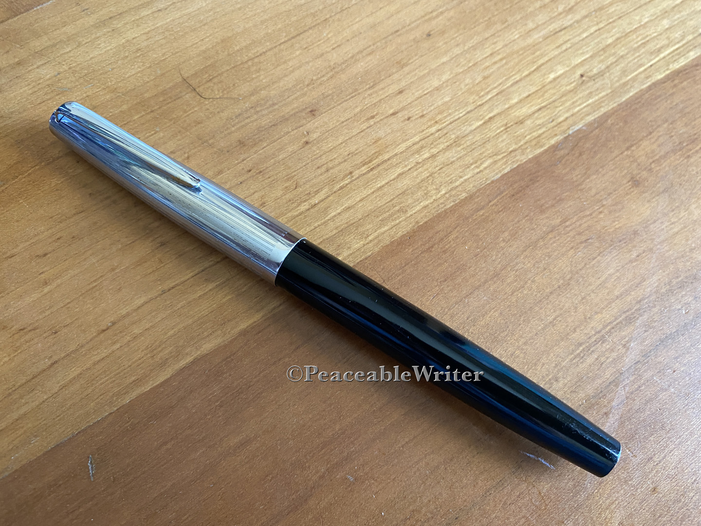 Aurora Duo Cart circa 1960. Nice pinstripe cap! Alt text