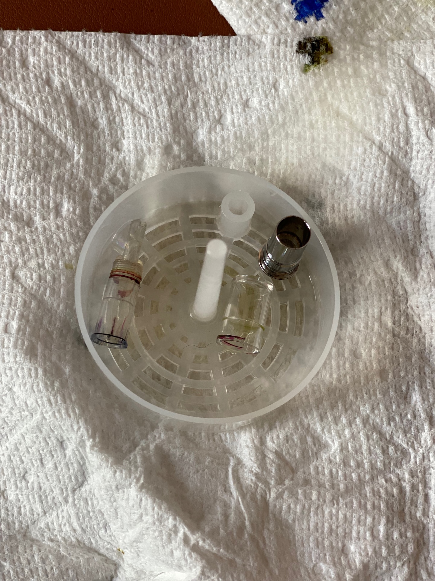 Almost clean nib unit pieces. Alt text